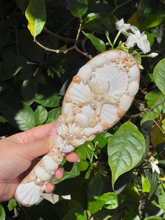 Handmade Seashell Wooden Comb – Ocean Pearl